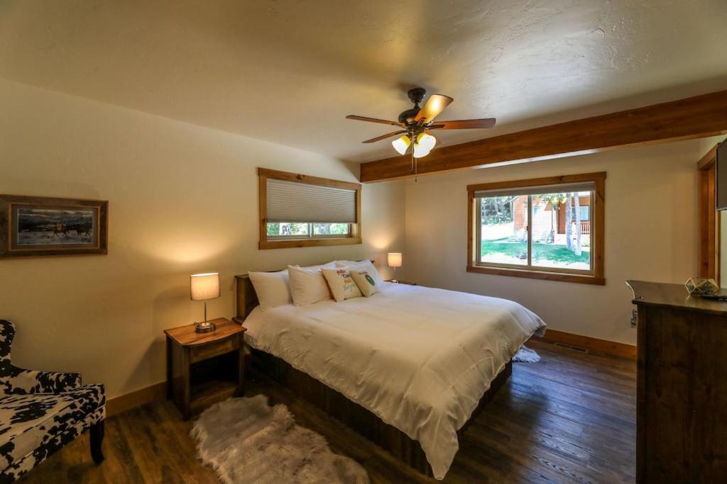 Townhome Next To Clubhouse In Exclusive Eagle Bend - The Glacier Bigfork Eksteriør bilde