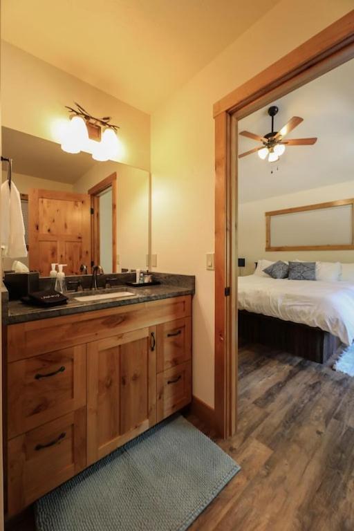 Townhome Next To Clubhouse In Exclusive Eagle Bend - The Glacier Bigfork Eksteriør bilde